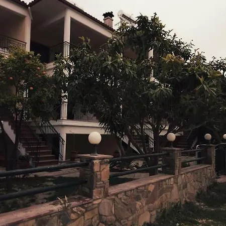 Apartment Ourania's